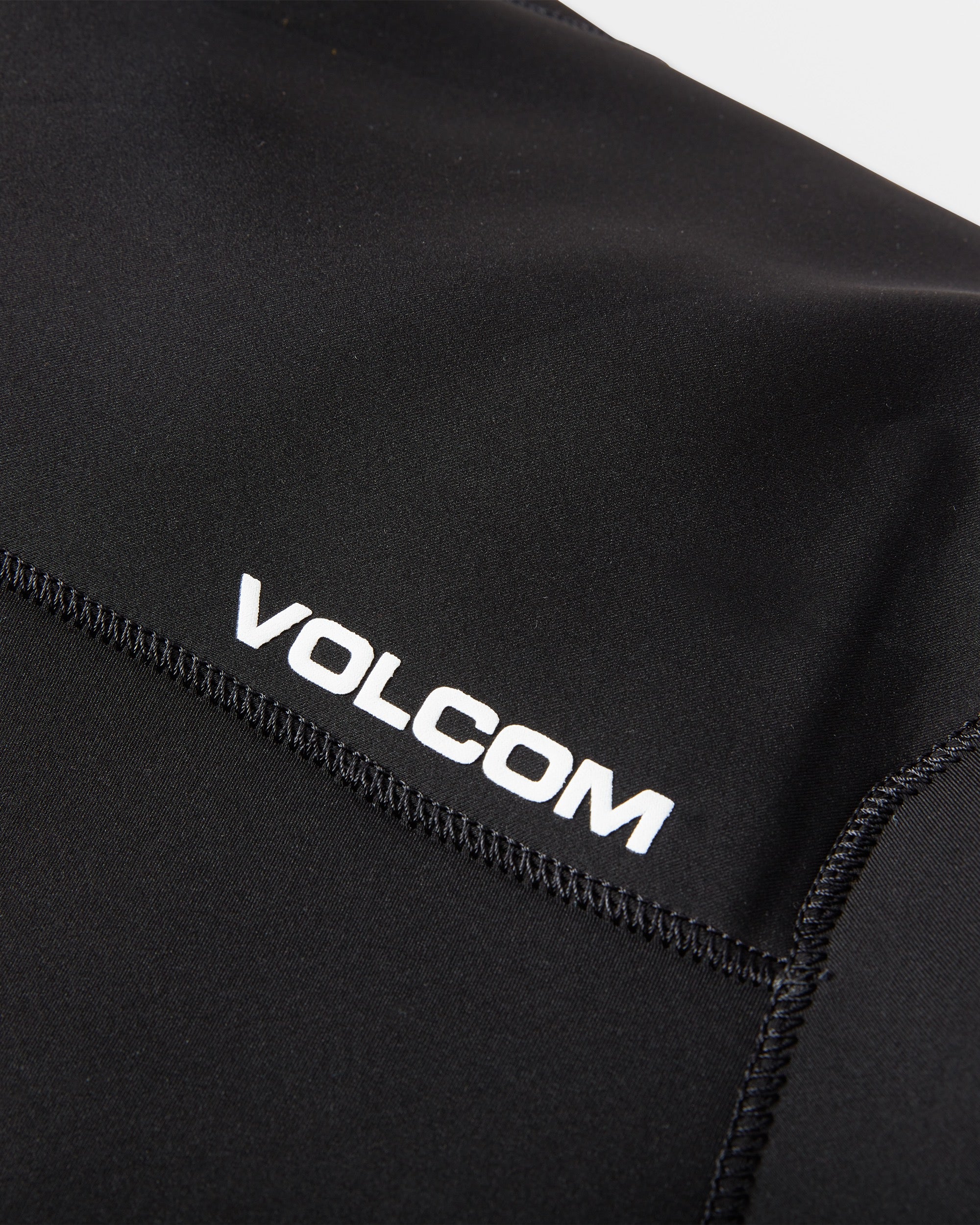 Mens Modulator 2/2mm Long Sleeve Fullsuit - Black – Volcom US