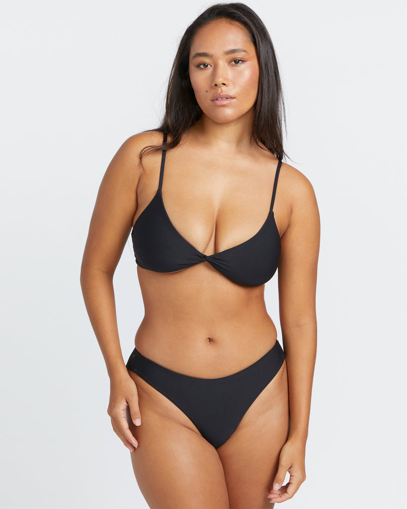 Simply Seamless Vneck Bikini Top - Black