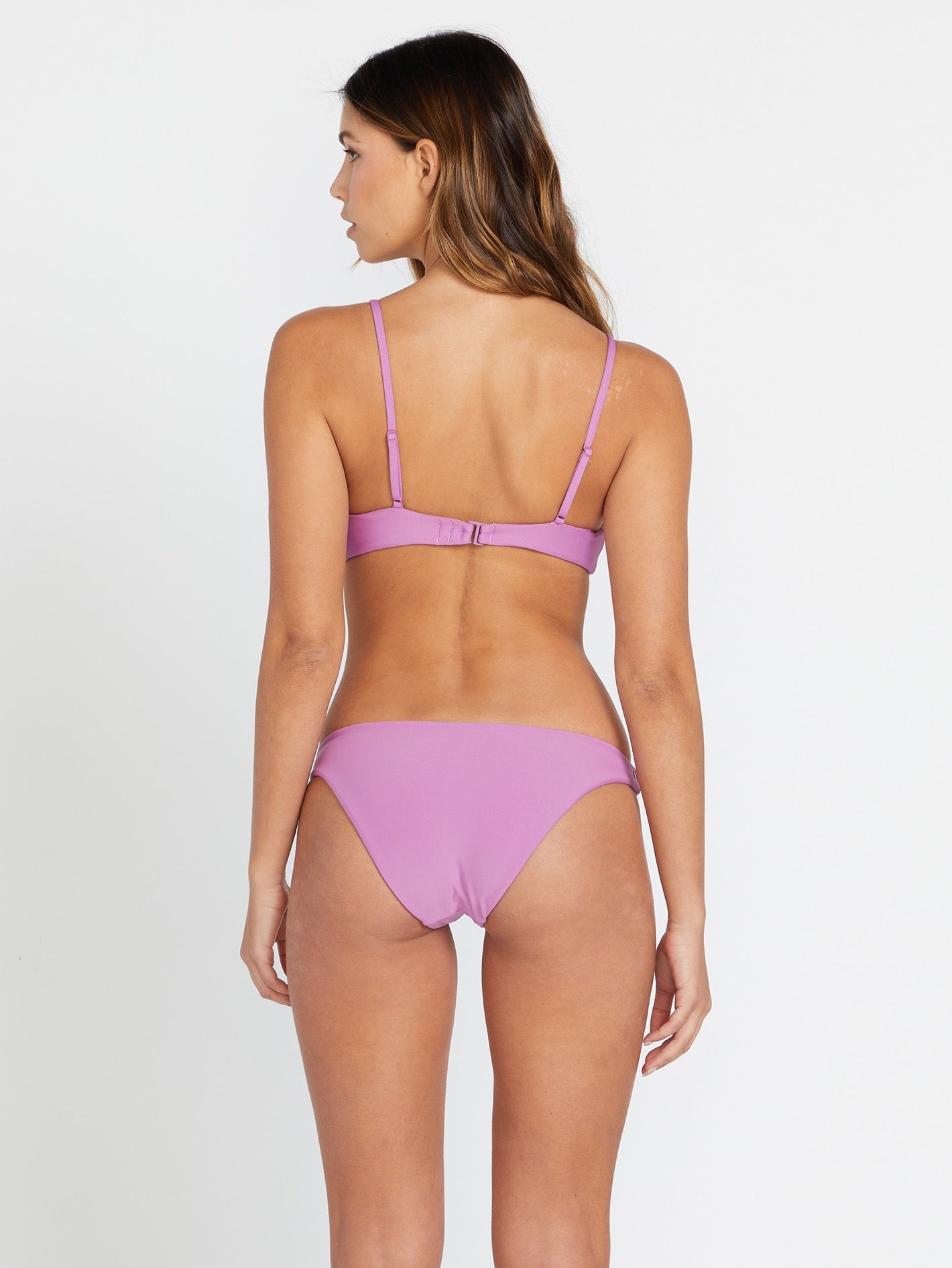 Simply Seamless V Neck Bikini Top - Iris Purple – Volcom US