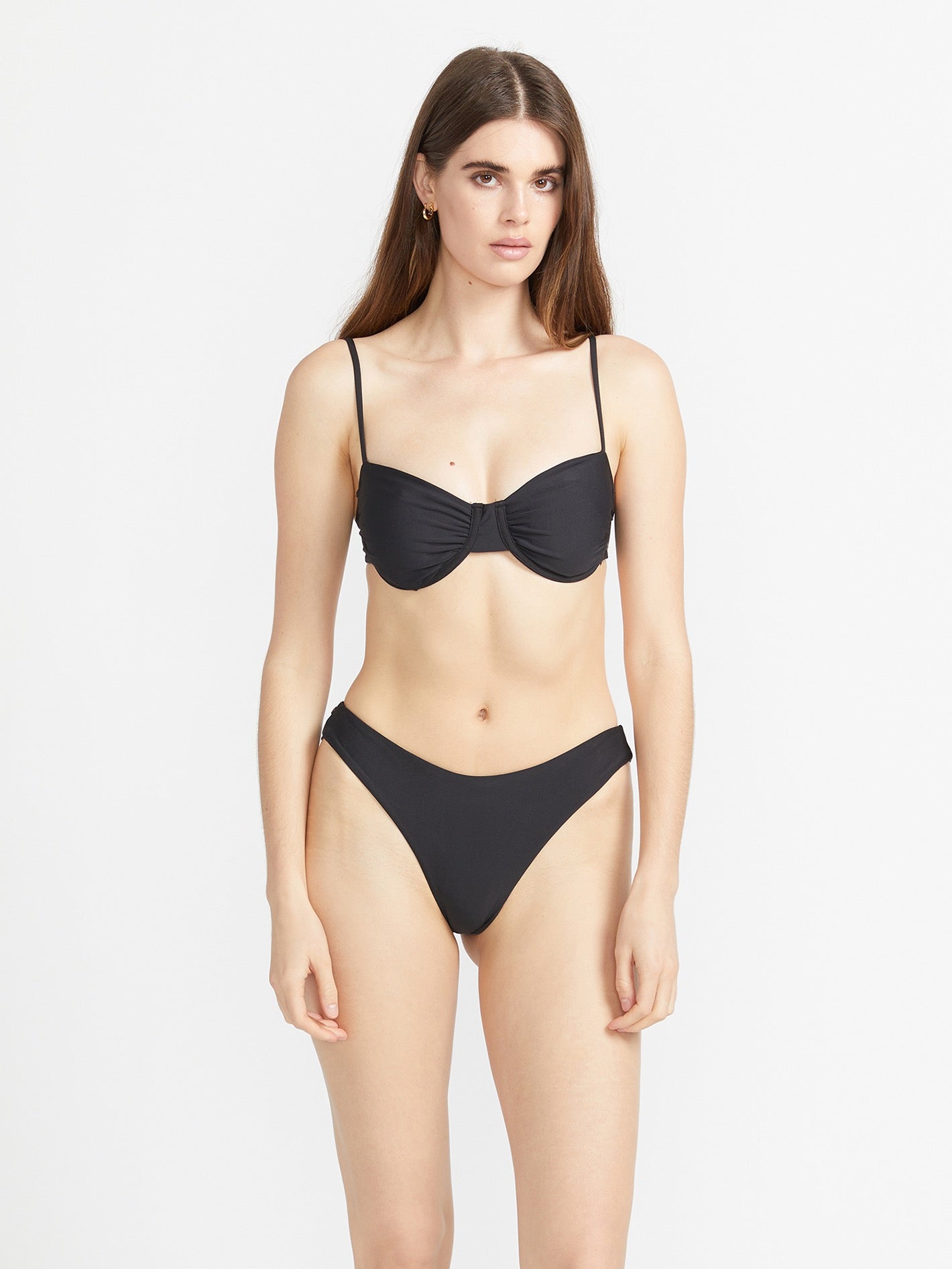 Simply Seamless Halter Bikini Top - Black – Volcom US