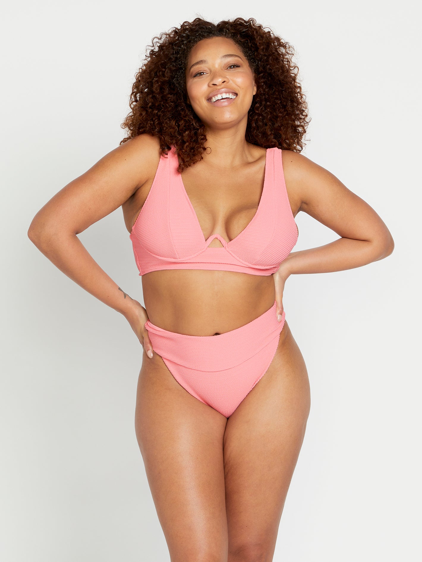 So Current Plunge U-Wire Bikini Top - Paradise Pink – Volcom US