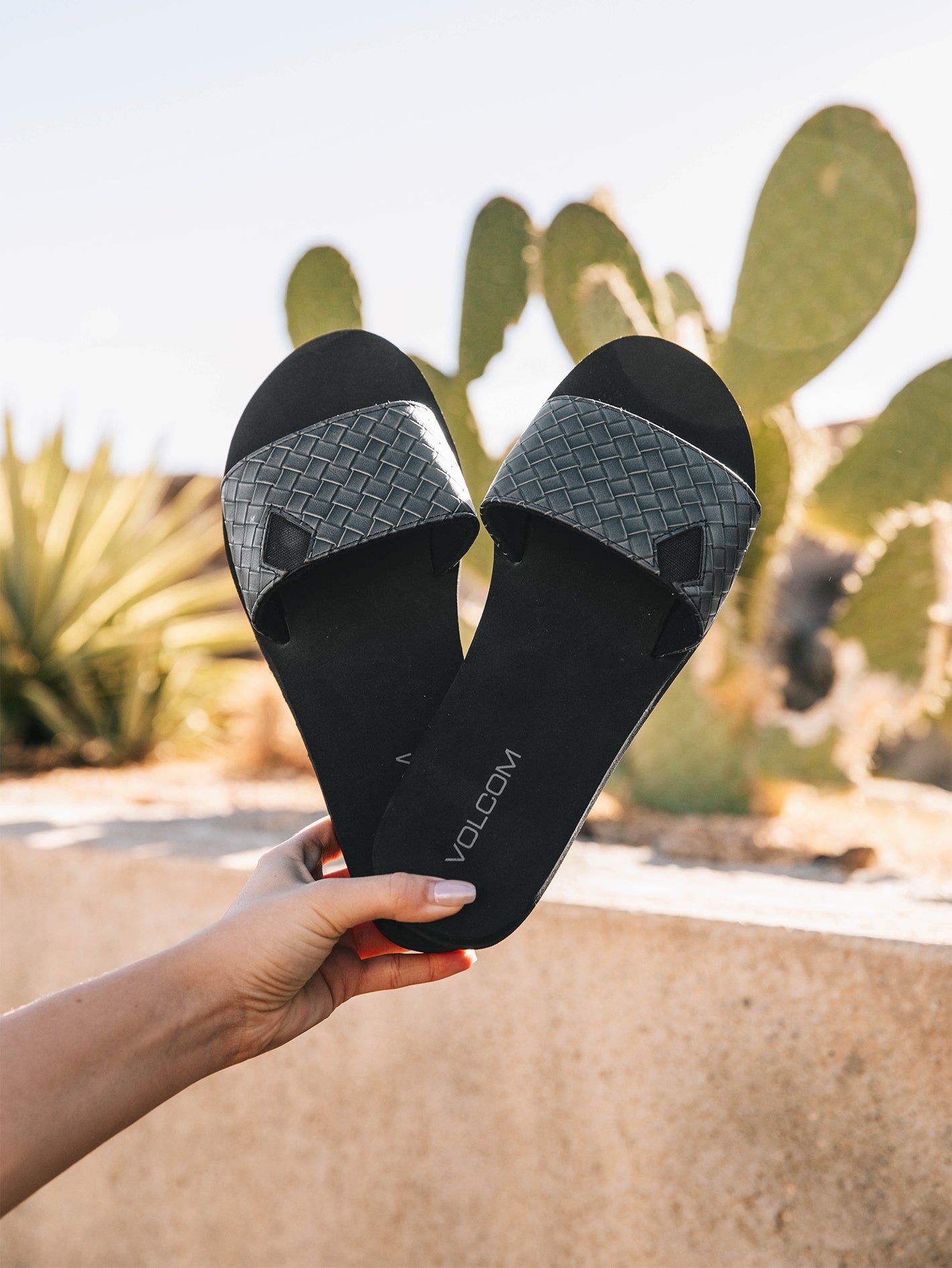 Volcom slides fashion