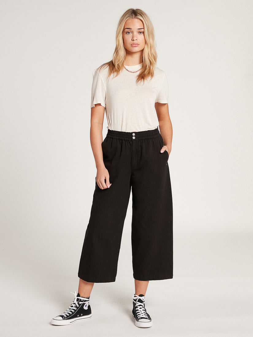 Struttin Stone Cropped Chino Pant - Black (B1222101_BLK) [F]