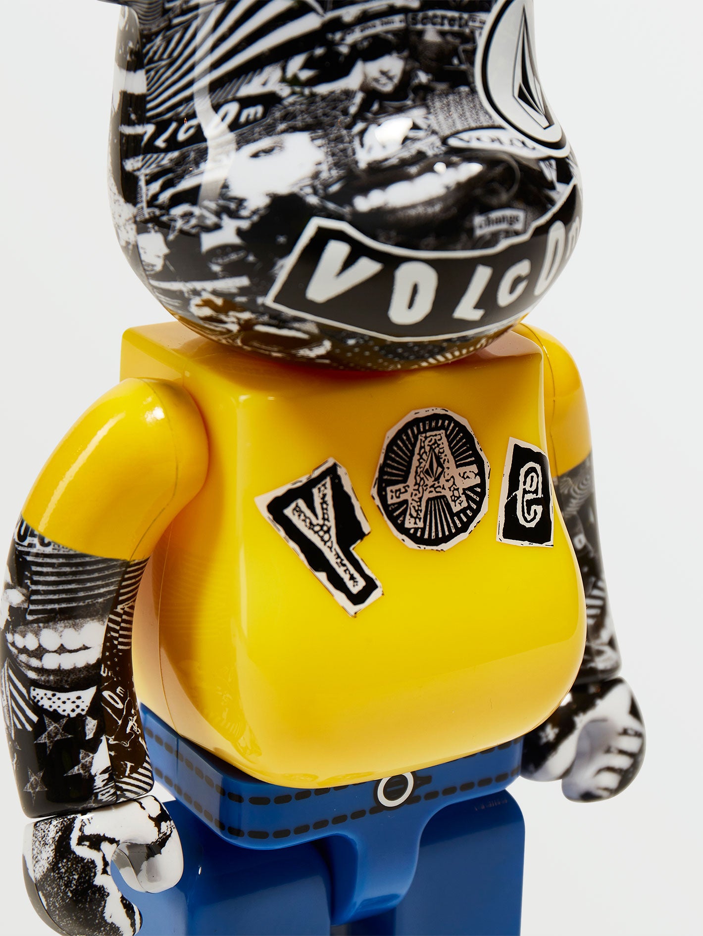 Volcom X BE@RBRICK 1000 - Multi – Volcom US