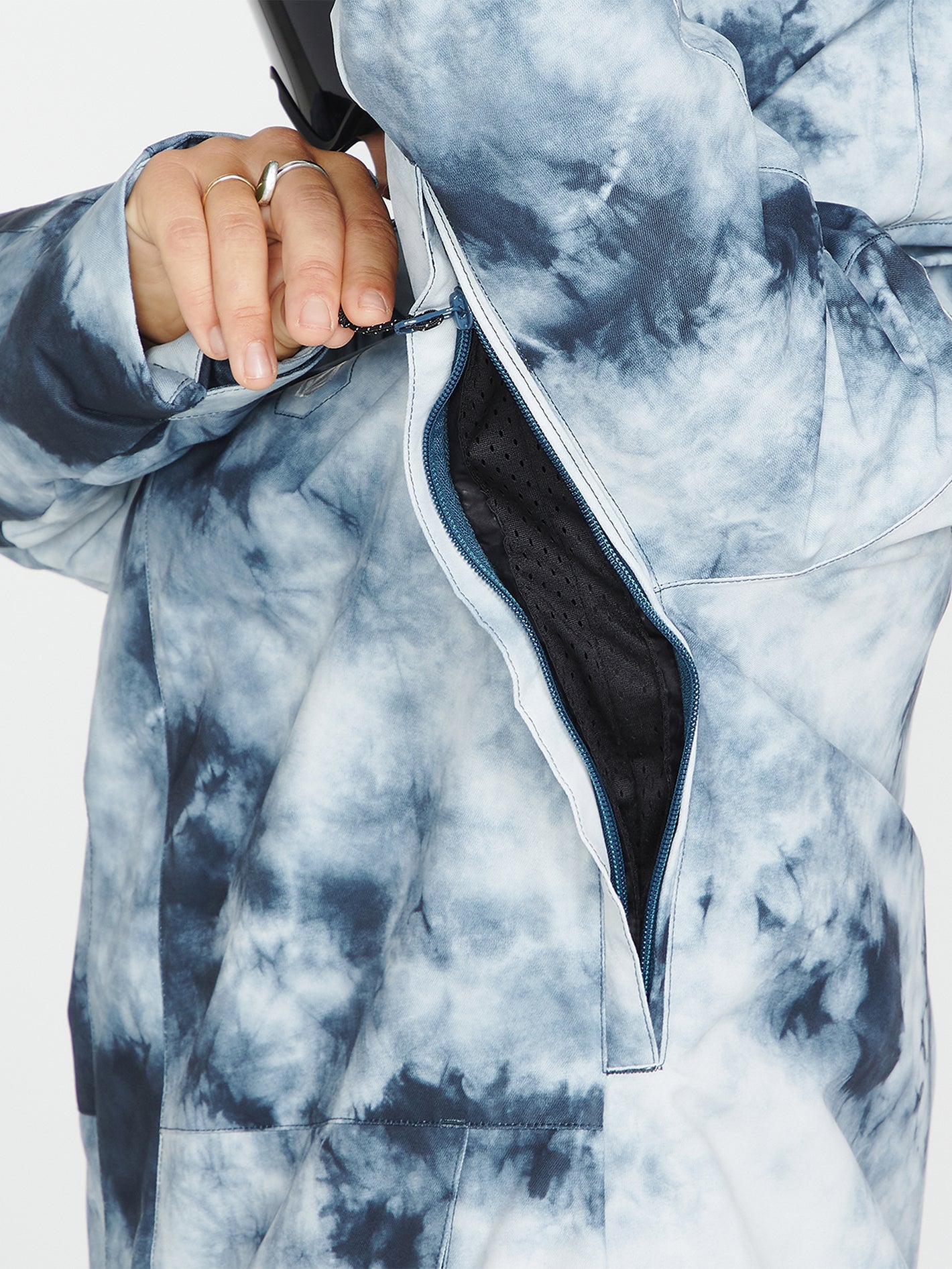 Womens Westland Insulated Jacket - Storm Tie-Dye (2022) – Volcom US