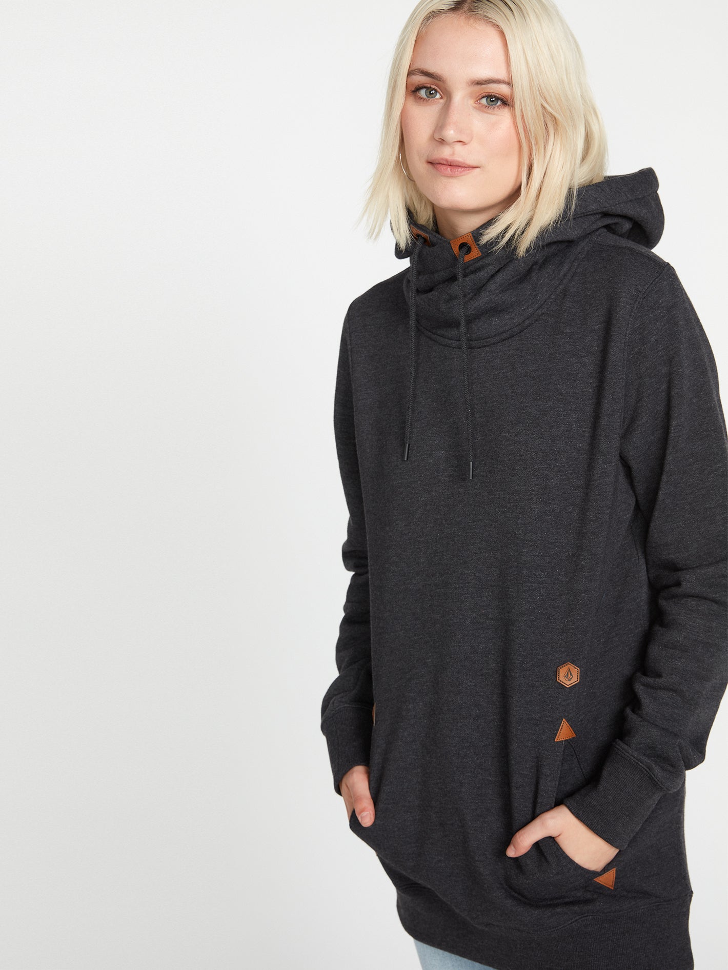 Womens Tower Pullover Fleece - Black (2022) – Volcom US