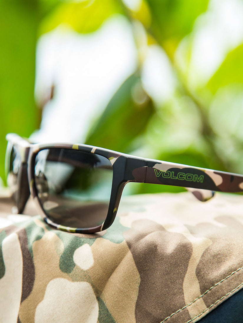 Baloney Sunglasses - Matte Camo/Gray